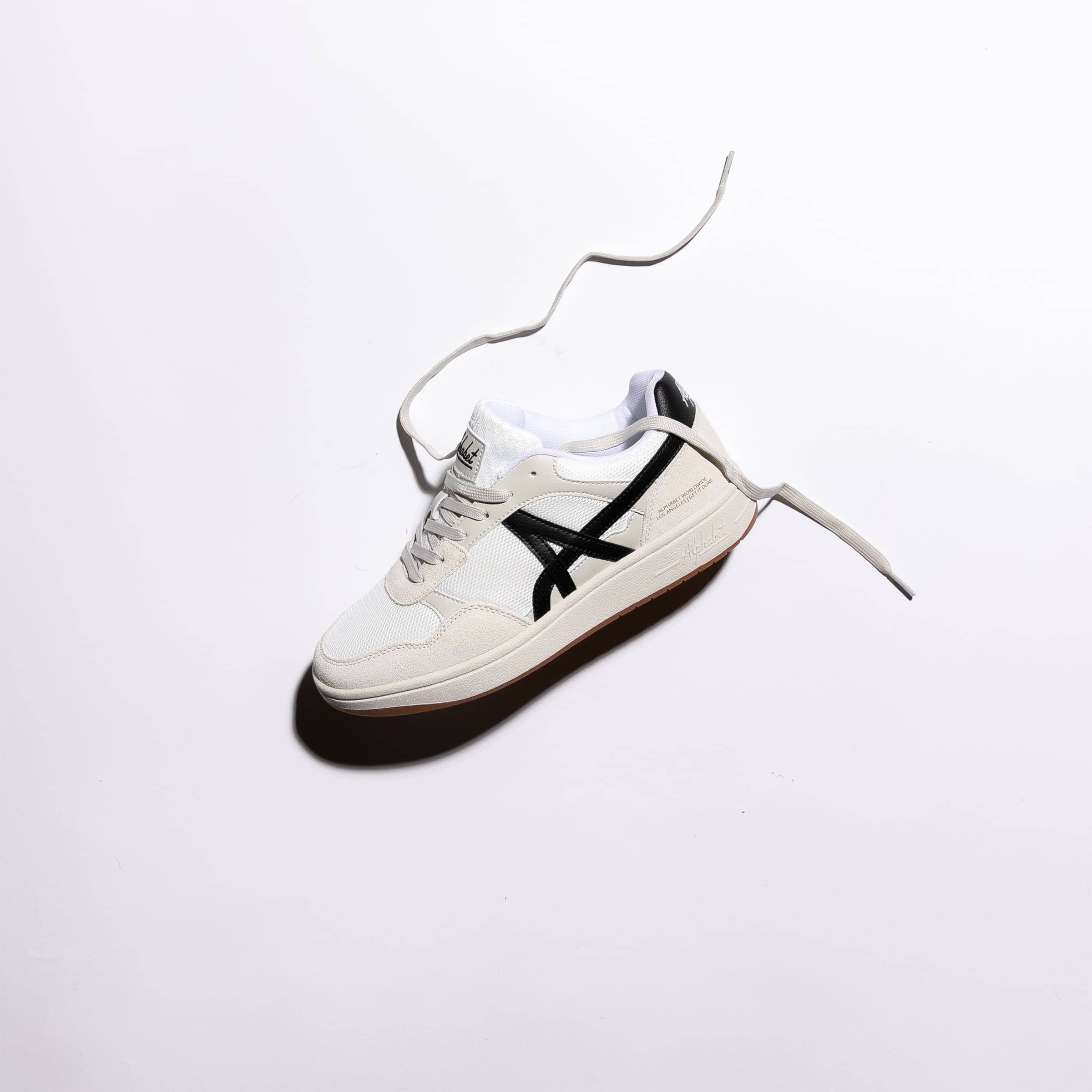 DUAL FIT 220 — MEN · SAND / BLACK / WHITE
